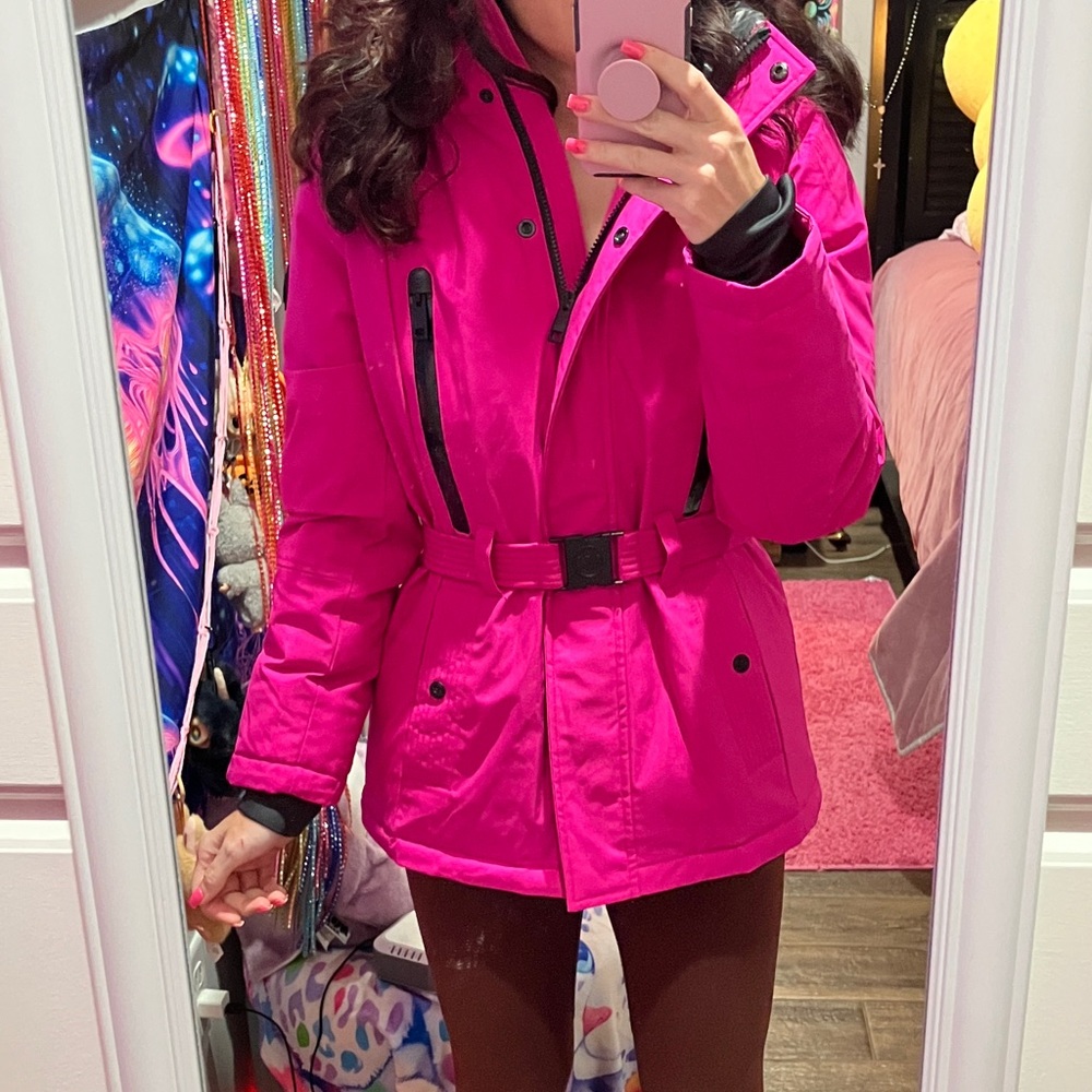 Michael Kors Bright Fuchsia Belted Ski Jacket NWOT💕